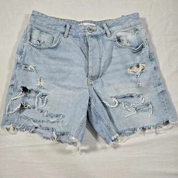 Zara Light Wash Distressed High Rise Mom Jean Shorts Size 31 Jorts Button‎ Fly - Picture 1 of 8
